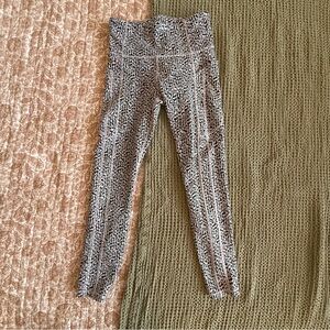 Athleta Black & White Printed High-Rise Leggings